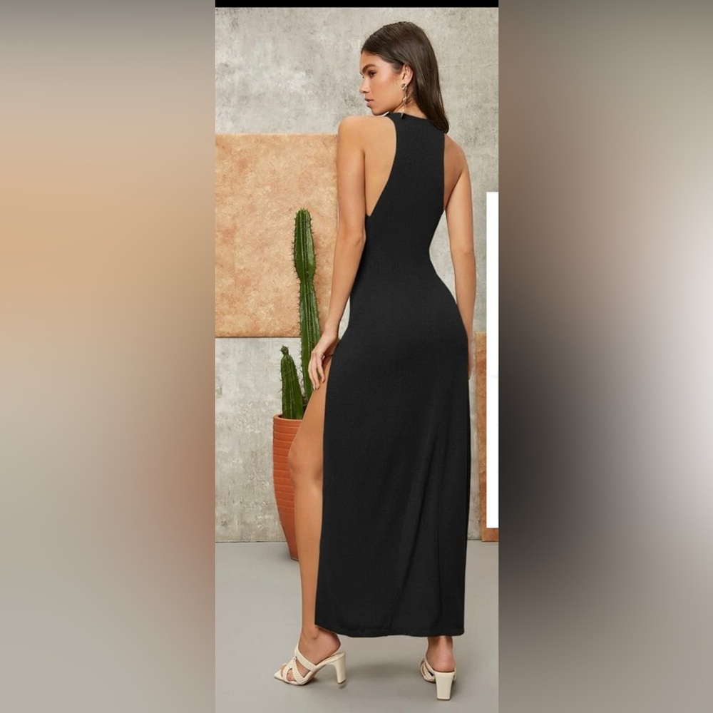 Dress - Picture 2 of 5